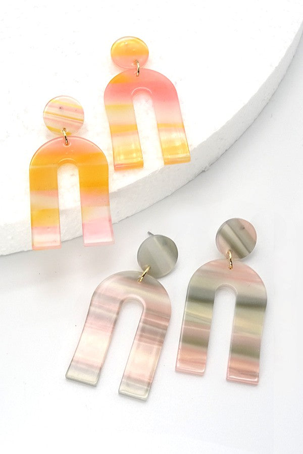 U-RAINBOW SHAPE WITH MULTI COLOR DROP EARRING | 40E001