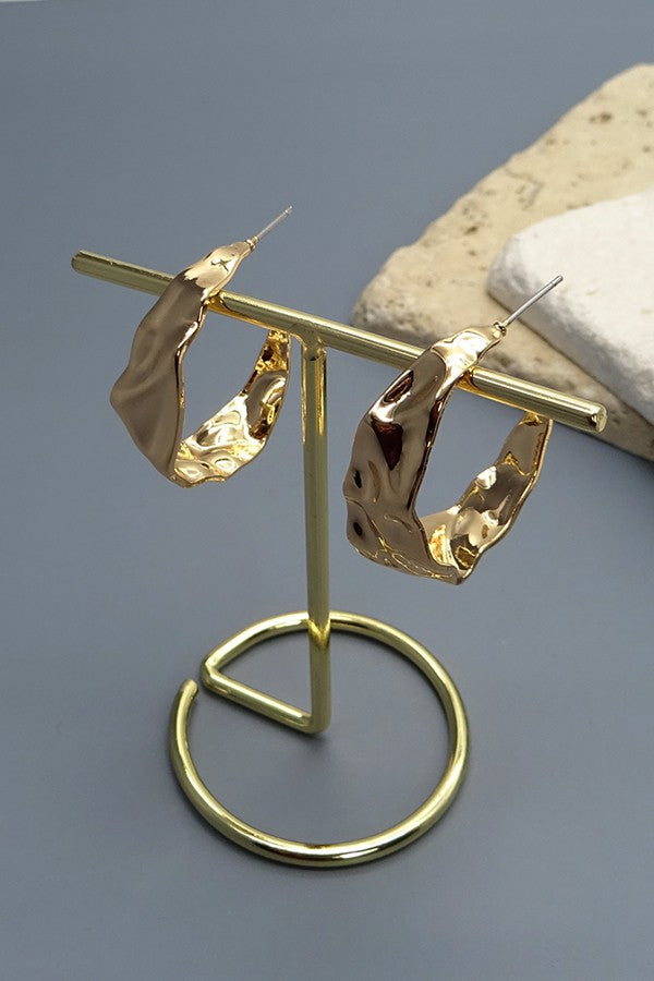 CHUNKY HAMMERED HOOP EARRINGS | 31E21377