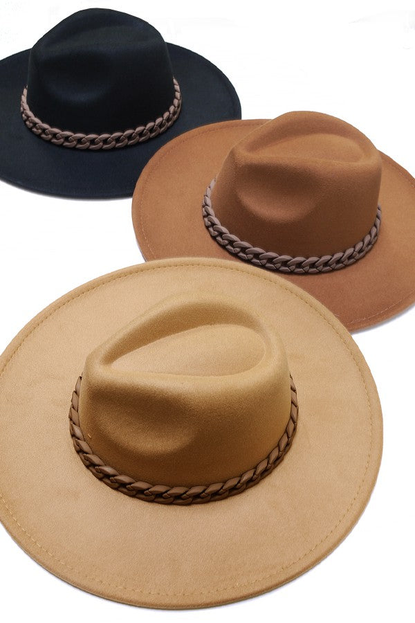 WIDE BRIM FEDORA HAT WITH MATTE CHAIN 40HW014
