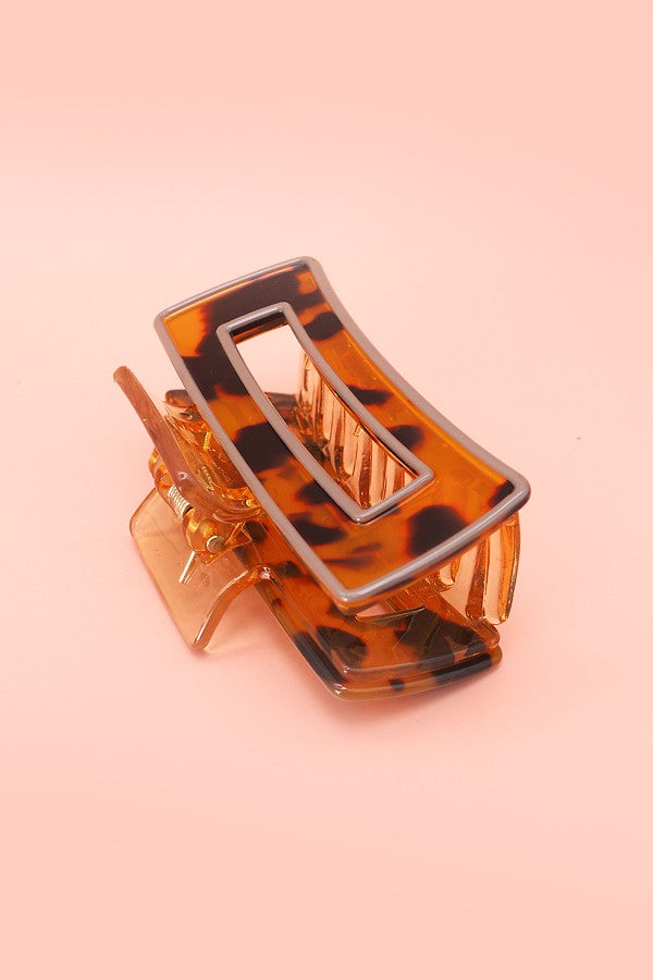 DESIGNER INSPIRED BOLD EDGE HAIR CLAW CLIP | 40H395