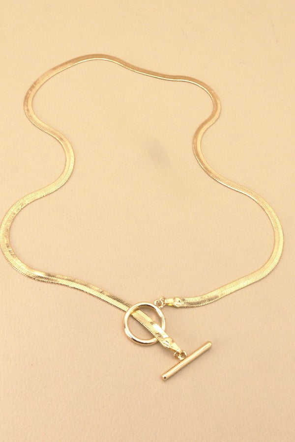 SNAKE CHAIN ON TOGGLE NECKLACE | 31N21271