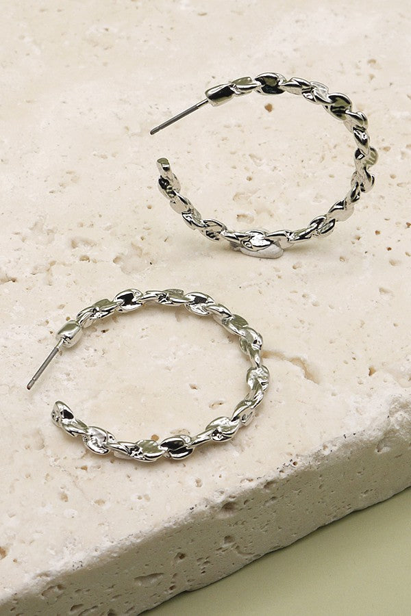 SUPER CUTE LINK HOOP EARRINGS | 31E21652
