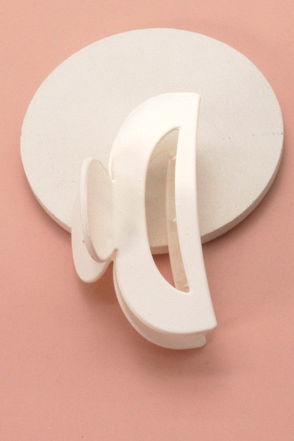 MATTE LARGE HALF MOON HAIR CLAW CLIP | 40H409