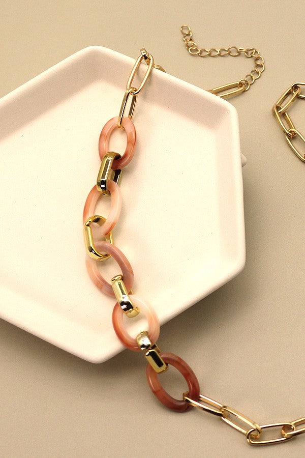 MIXED ACRYLIC OVAL LINK LONG CHAIN NECKLACE | 31N21357