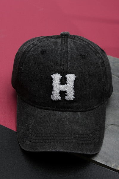 WASHED SHERPA INITIAL BASEBALL CAP 40HW705