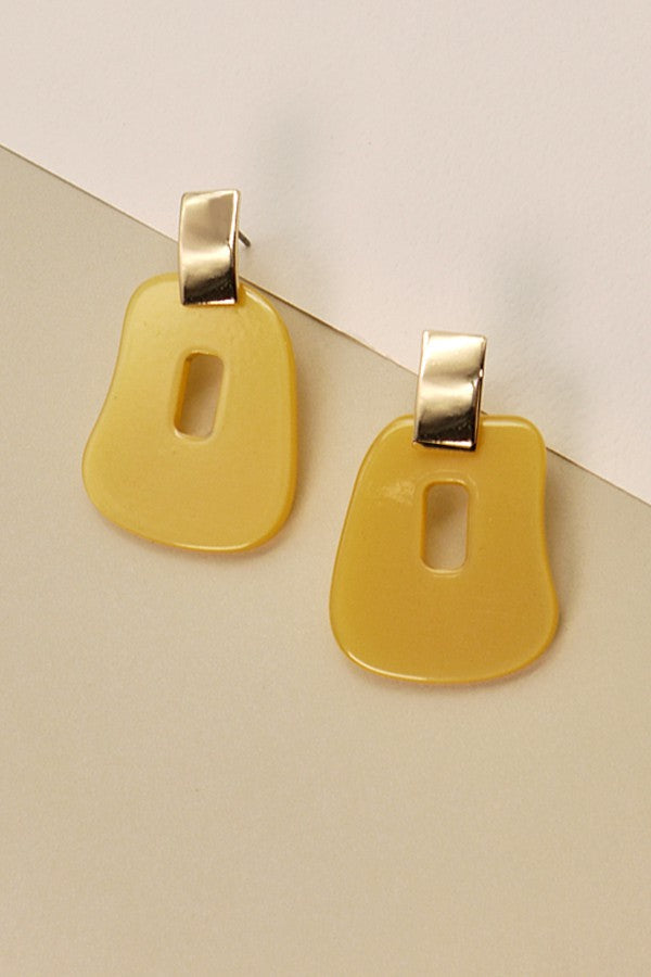 TOPAZ ACRYLIC DROP EARRINGS | 31E22238