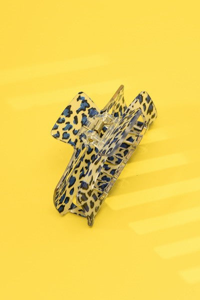 ANIMAL PRINT CELLULOSE HAIR CLAW CLIPS | 40H465
