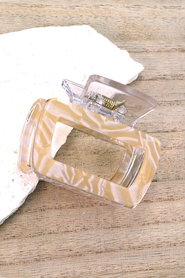 MID SIZE RECTANGLE HAIR CLAW CLIP | 40H652