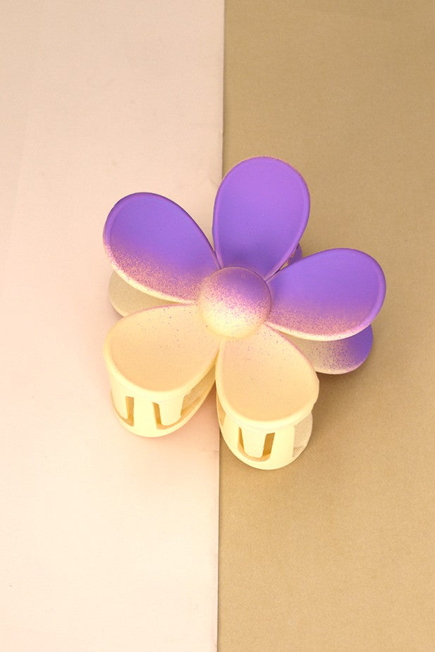 OVERSIZE MATTE FLOWER HAIR CLAW CLIPS | 40H459