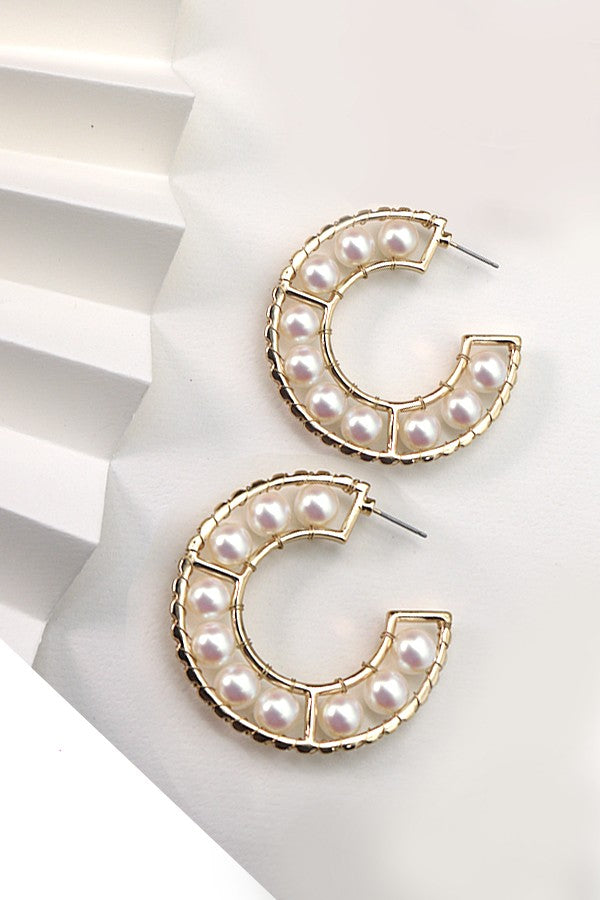 FASHION FORWARD PEARL HOOP EARRINGS | 10E2110929