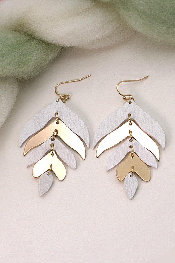 WOOD METAL MIX LEAF DROP EARRINGS | 10E2101127