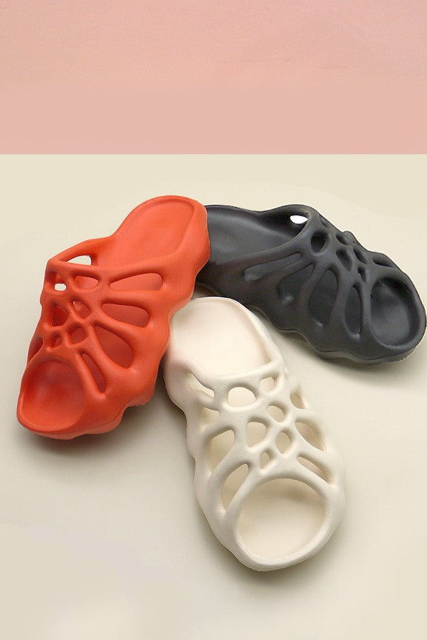 NON SLIP EVA ERGONOMIC WEBBED SLIDES SLIPPERS | 40SP009