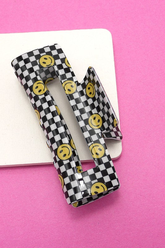 JUMBO CHECKER SMILEY HAIR CLAW CLIPS | 40H604