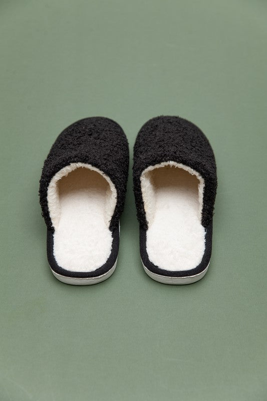 SOFT FUZZY SHERPA FLEECE SLIPPER | 90FWS23045