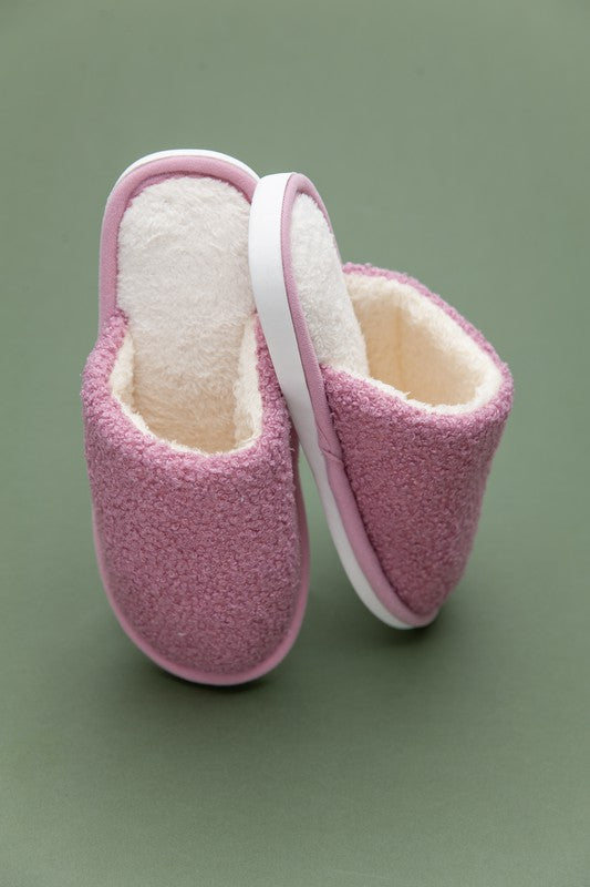 SOFT FUZZY SHERPA FLEECE SLIPPER | 90FWS23045