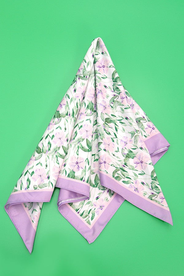 FLOWER PRINT SILKY FEELING BANDANA SCARF | 40SC611
