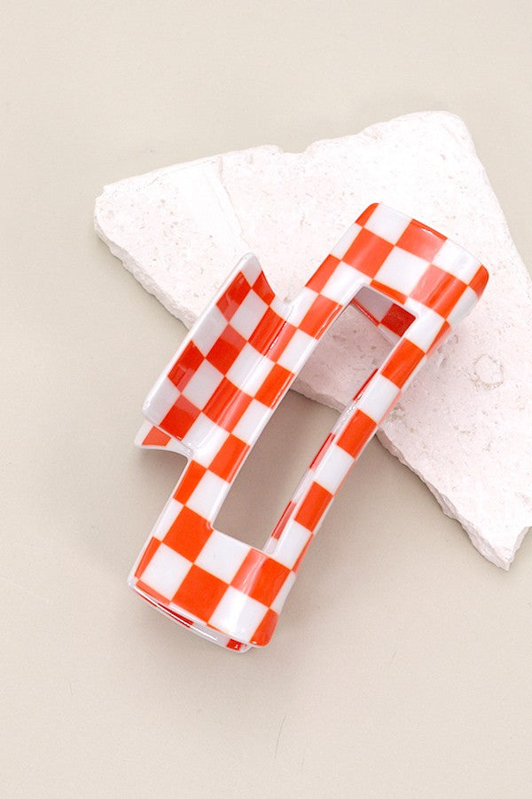LARGE CHECKER HAIR CLAW CLIPS | 40H641