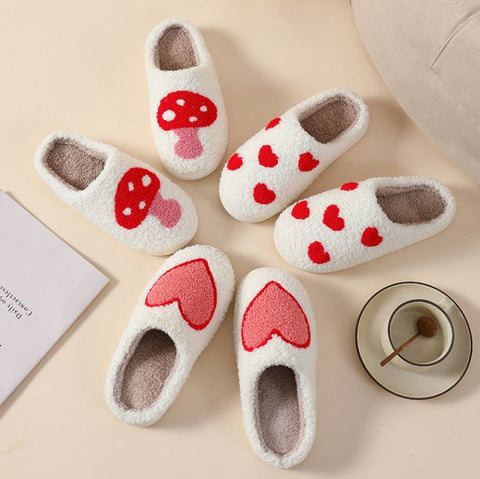 SOFT PLUSH MUSHROOM HEART RAINBOW WARM SLIPPERS | 40SP014