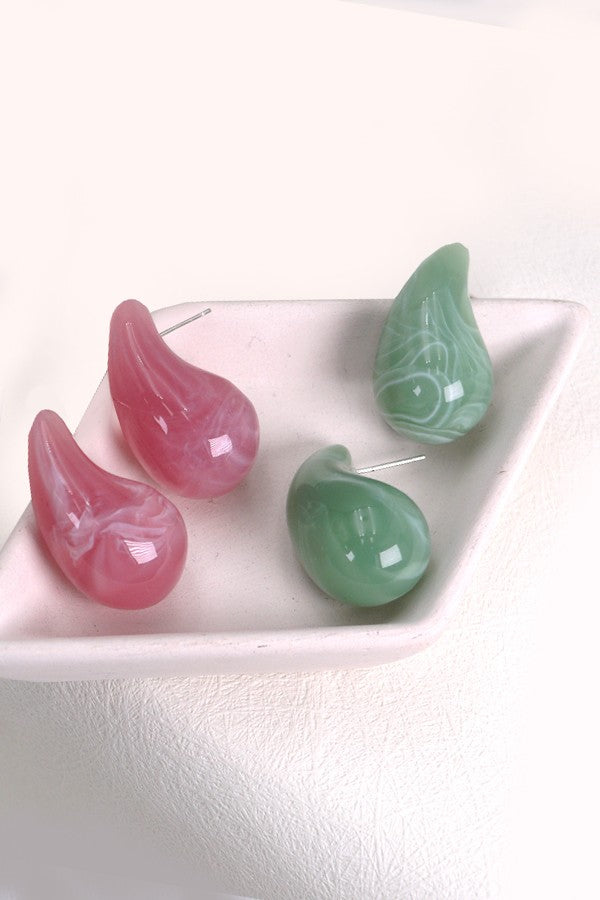 TIMELESS ACRYLIC LIGHTWEIGHT TEARDROP EARRINGS | 31E03794