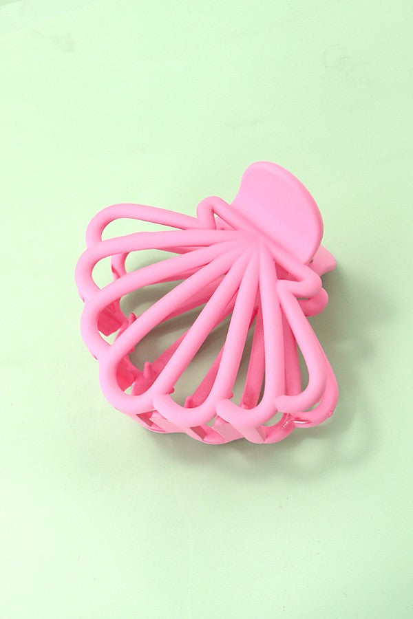 OCEAN BEACH SEASHELL MATTE HAIR CLAW CLIPS | 40H781