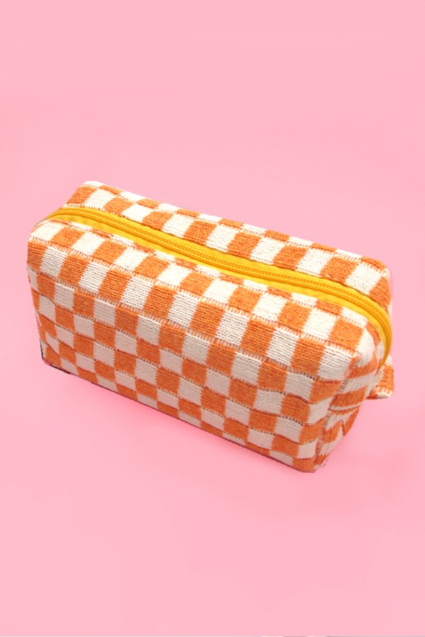 CHECKER MAKEUP POUCH BAG | 40P522