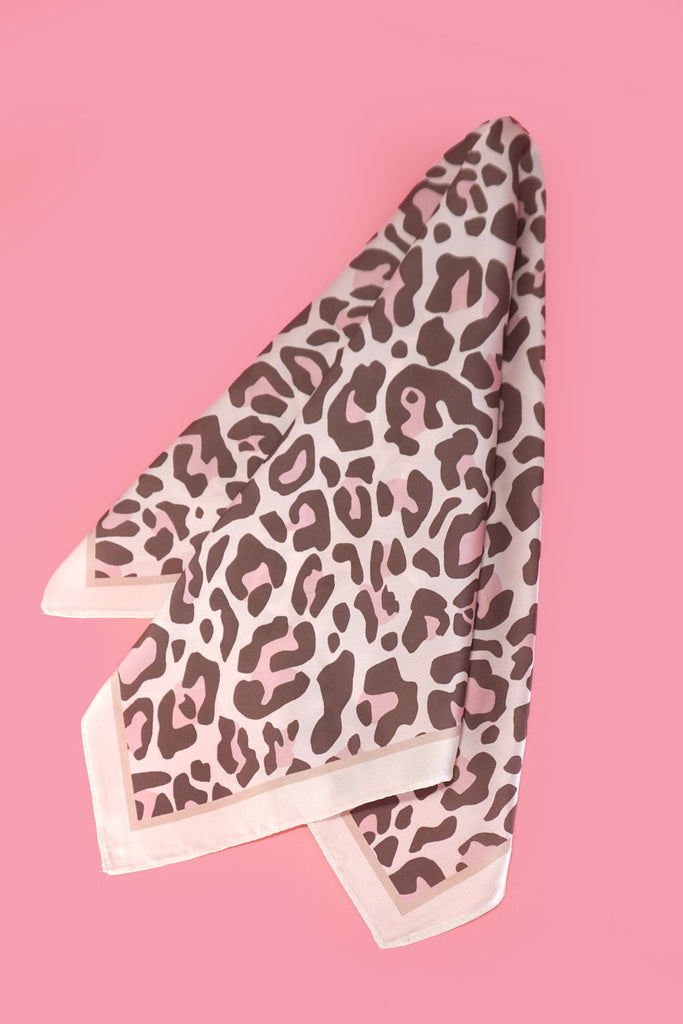 LEOPARD ANIMAL SILKY FEEL BANDANA SCARF | 40SC633