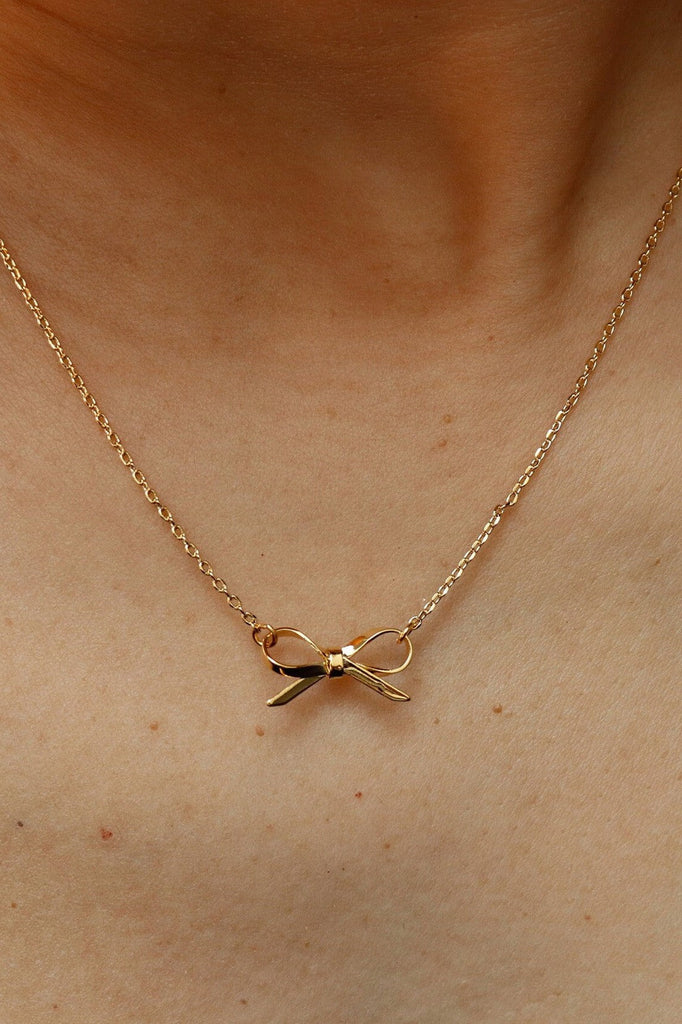 18K STAINLESS STEEL TARNISH FREE BOW NECKLACE |  40NK9418