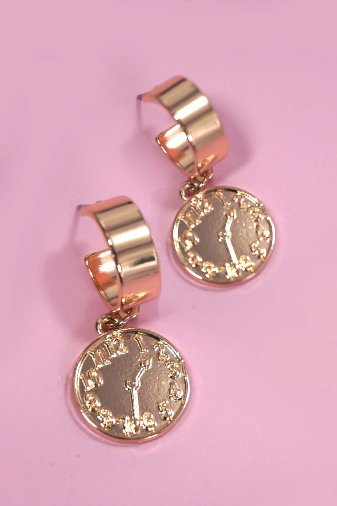 COIN DROP MINI HOOP HUGGIE EARRINGS | 31E40585