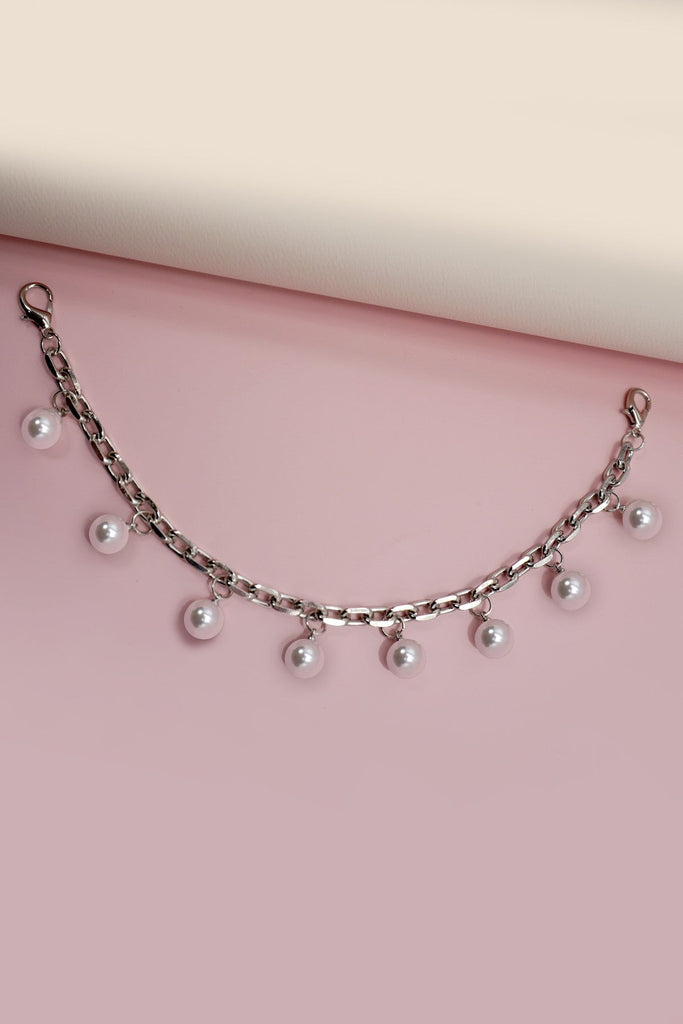 SILVER PEARL STATION DROP SHOE CHARM CHAIN | 40SD110