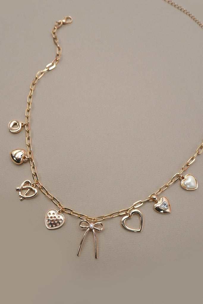 CHARM NECKLACE-BOW MULTI HEARTS PEARL CHARMS | 80N91426