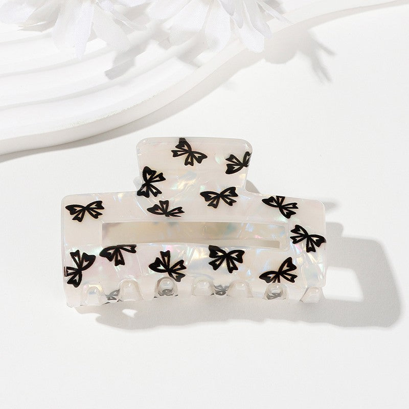 LARGE PVC BOW RIBBON HEART HAIR CLAW CLIPS | 40H891