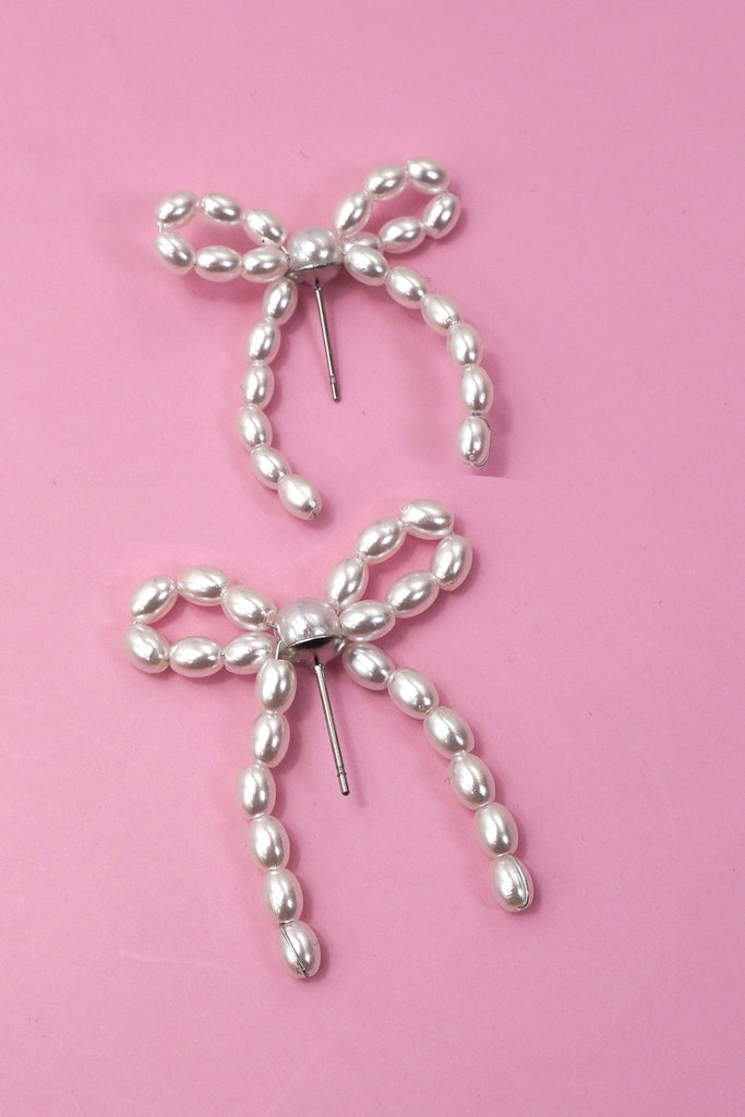 PEARL BEAD BOW RIBBON EARRINGS | 40E354
