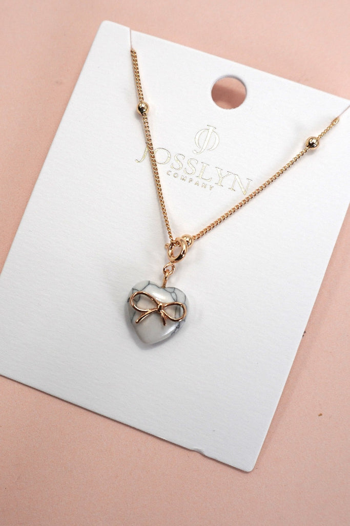 BOW HEART NATURAL STONE CHARM BALL CHAIN NECKLACE | 80N91571