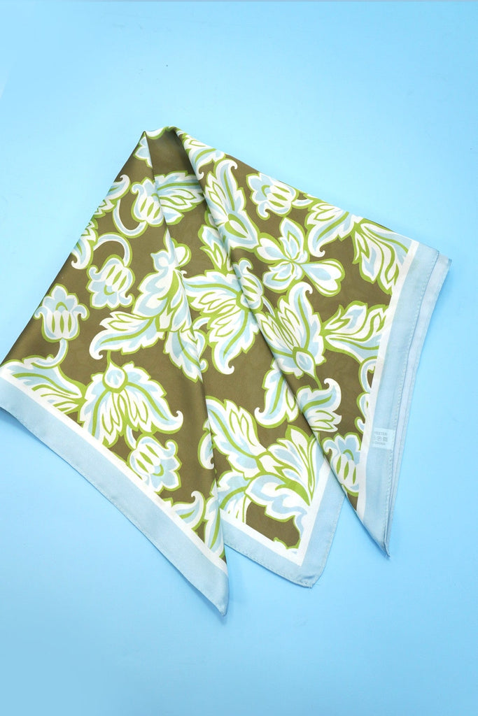 VINTAGE FLORAL PRINT SILKY FEEL BANDANA SCARF | 40SC638