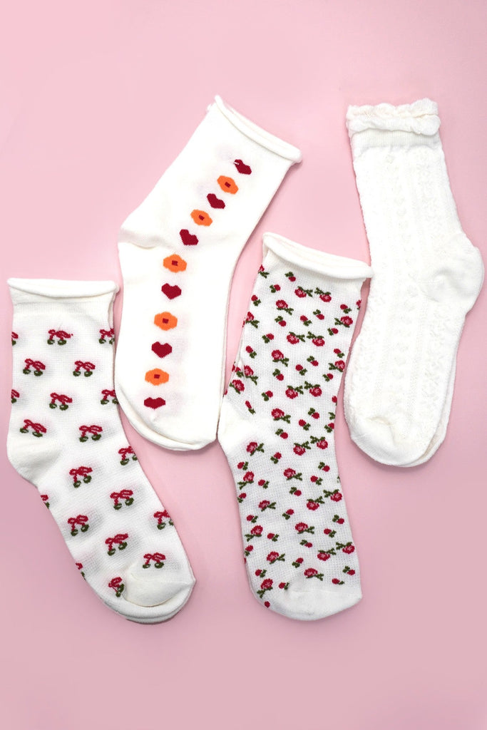 HEART FLOWER CHERRY CASUAL SOCKS | 40S02061