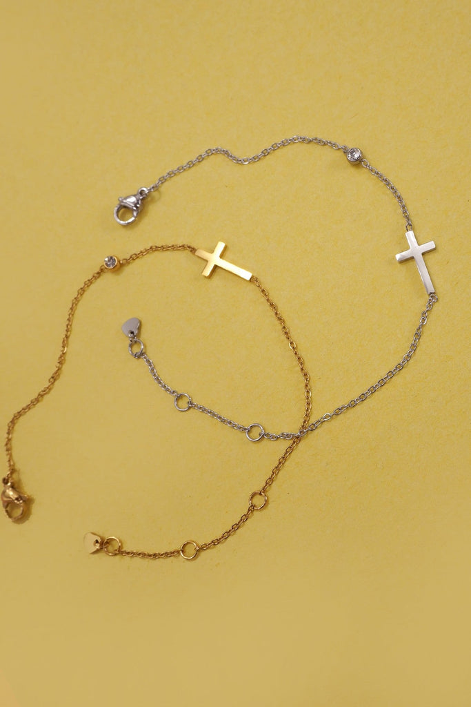 18K STAINLESS STEEL TARNISH FREE CROSS BRACELET | 40B5149