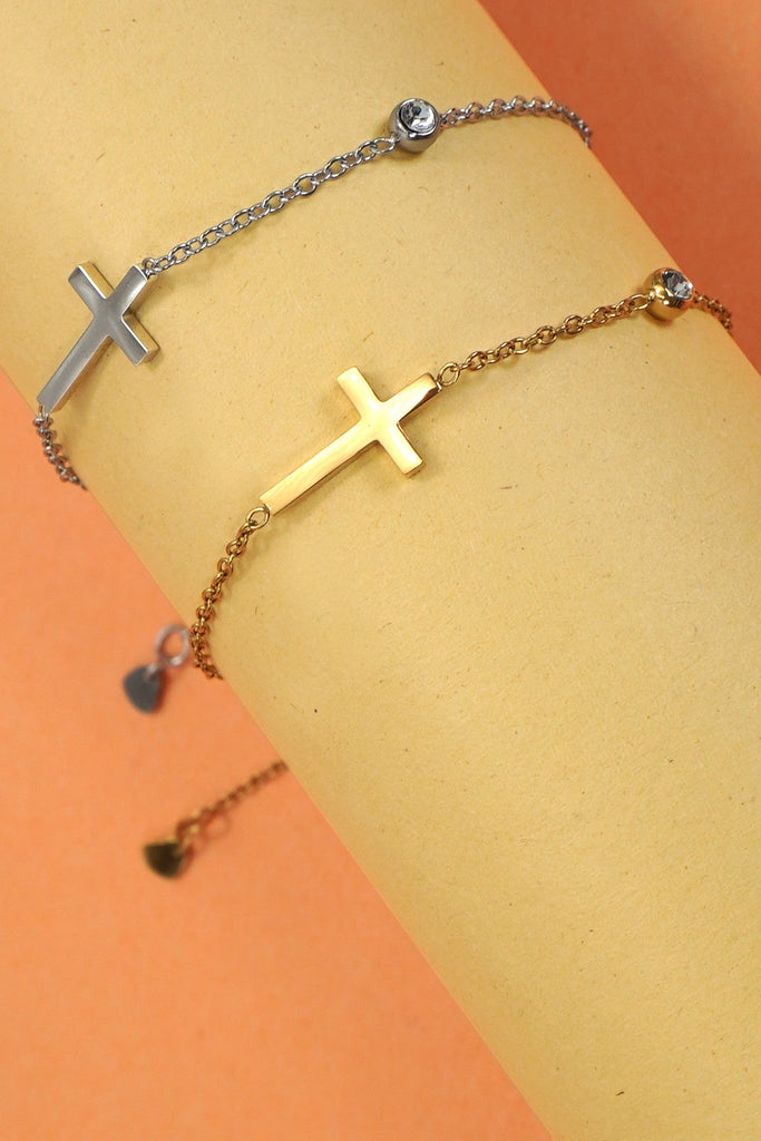 18K STAINLESS STEEL TARNISH FREE CROSS BRACELET | 40B5149