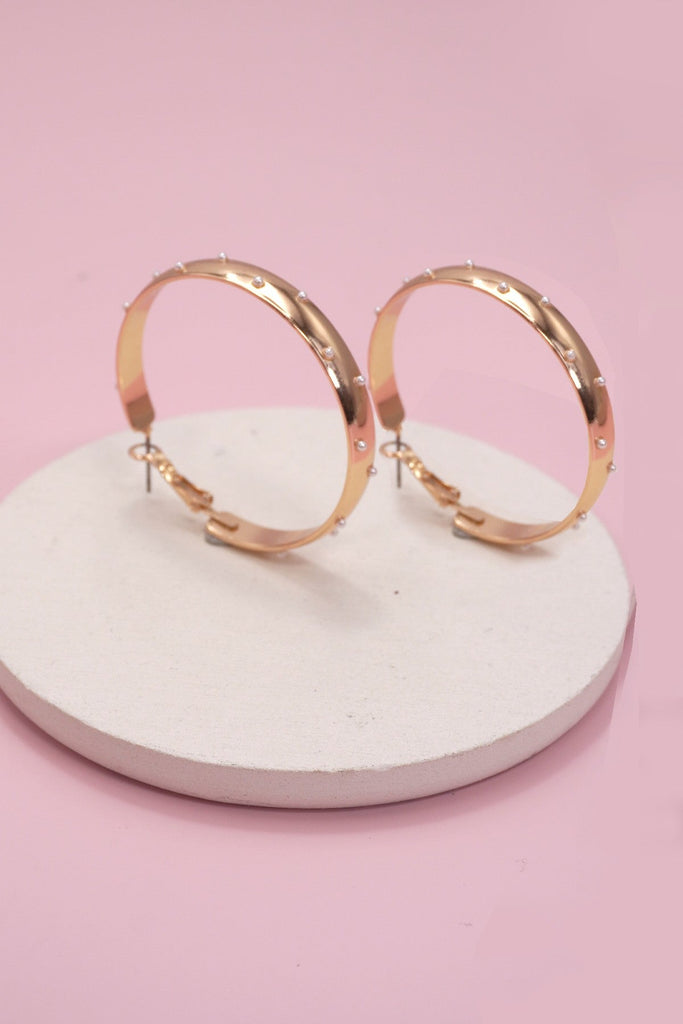 PEARL STUDDED HOOP EARRINGS | 31E50558