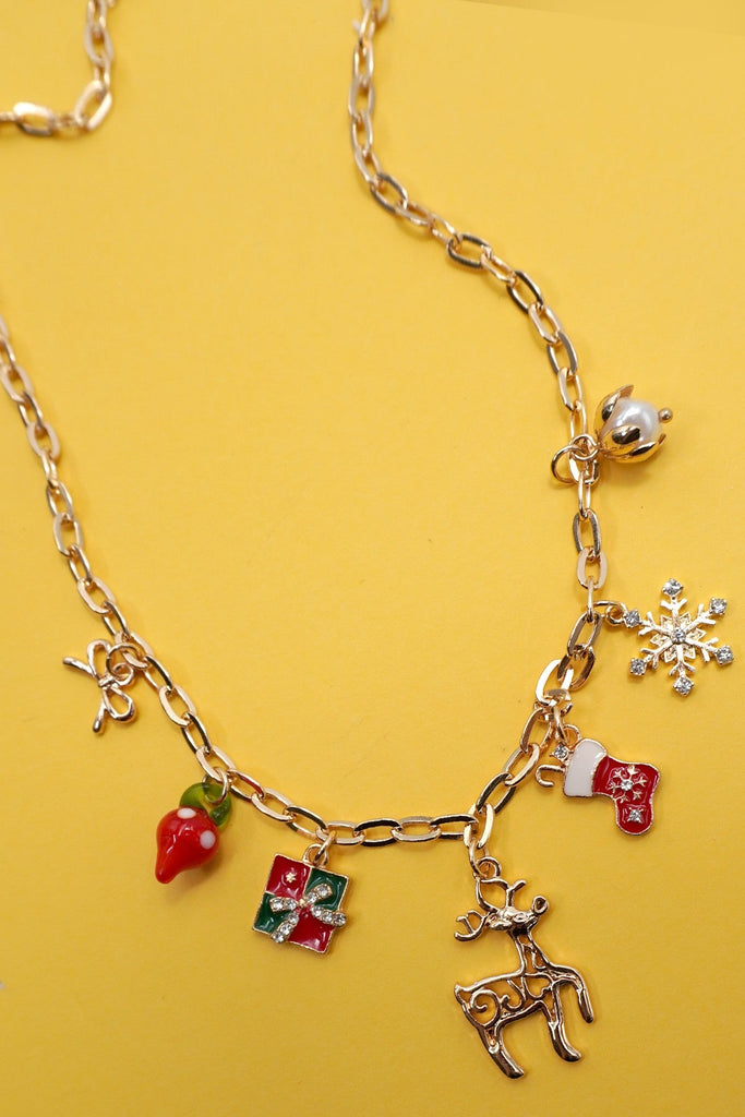 CHARM NECKLACE-RUDOLPH CHRISTMAS GIFT SOCKS BOW | 80N91715