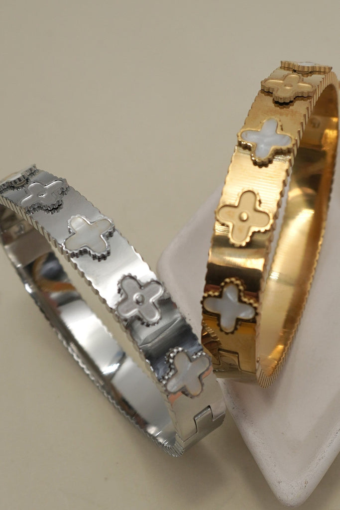 18K NON-TARNISH WATERPROOF STAINLESS STEEL BANGLE | 40B5157