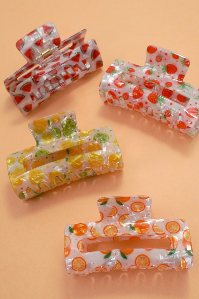 LARGE PVC FRUIT STRAWBERRY LEMON HAIR CLAW CLIPS | 40H944