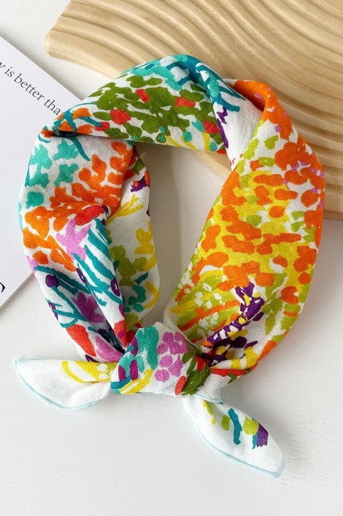 COTTON FLORAL PRINT SILKY FEELING BANDANA SCARF | 40SC648