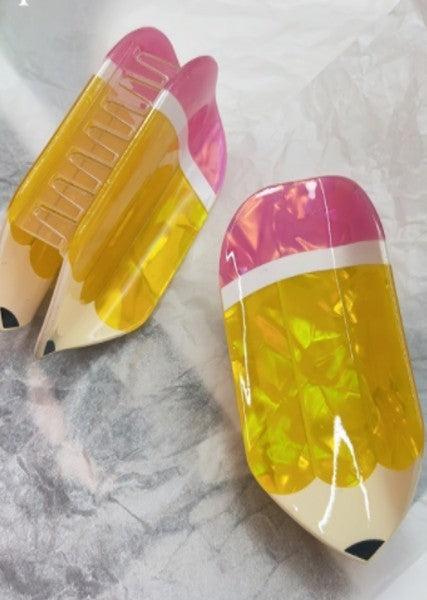 JUMBO PVC FUN SCHOOL PENCIL HAIR CLAW CLIPS | 40H951