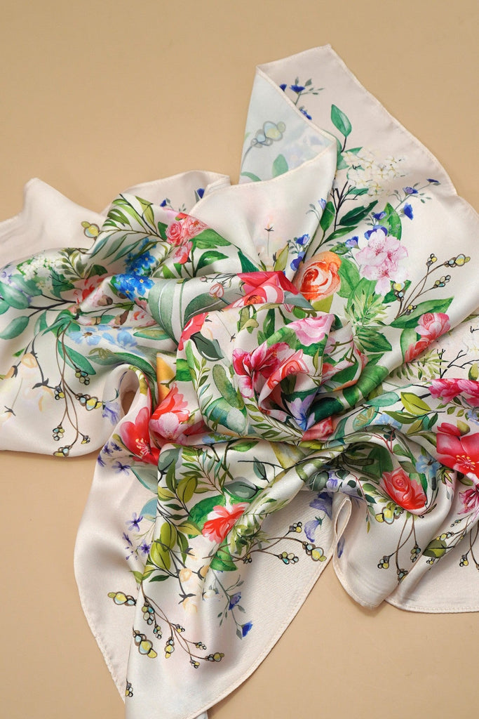 LARGE FLORAL PRINT BANDANA SCARF | 40SC658