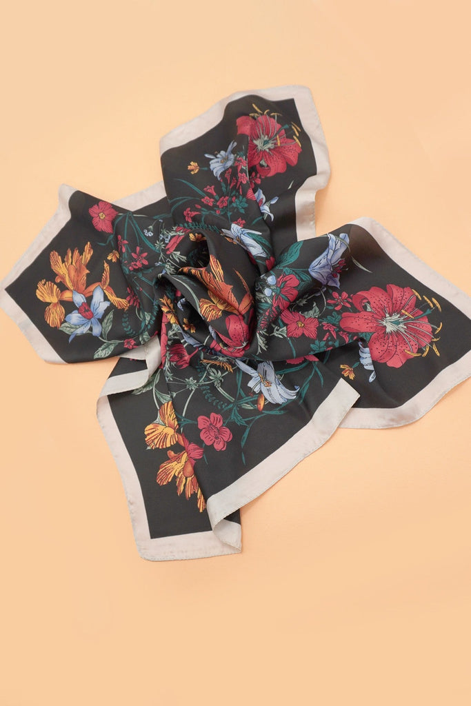 LARGE FLORAL PRINT BANDANA SCARF | 40SC651