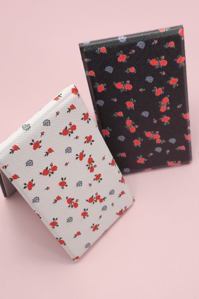 TRAVEL POCKET COMPACT HANDHELD FLOWER MIRROR | 40M102