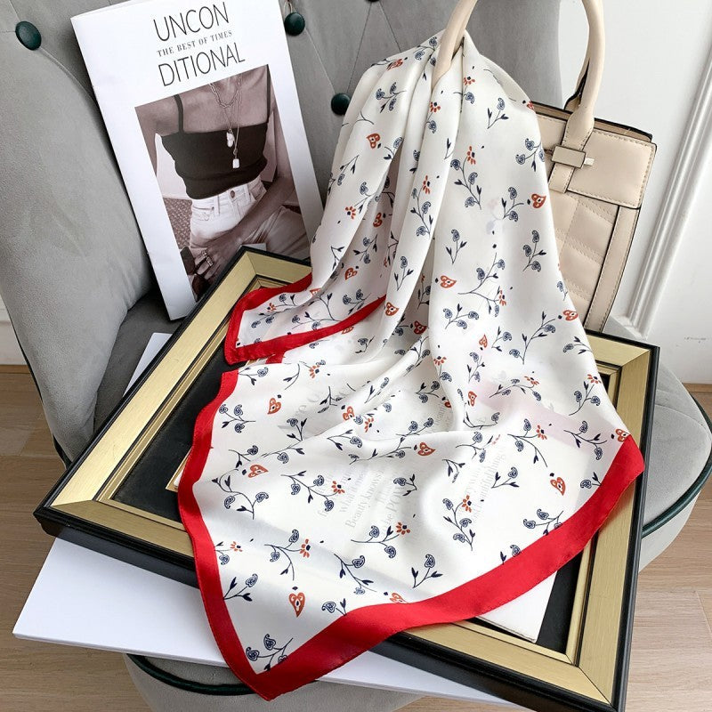 FLOWER PRINT SILKY FEELING BANDANA SCARF | 40SC661