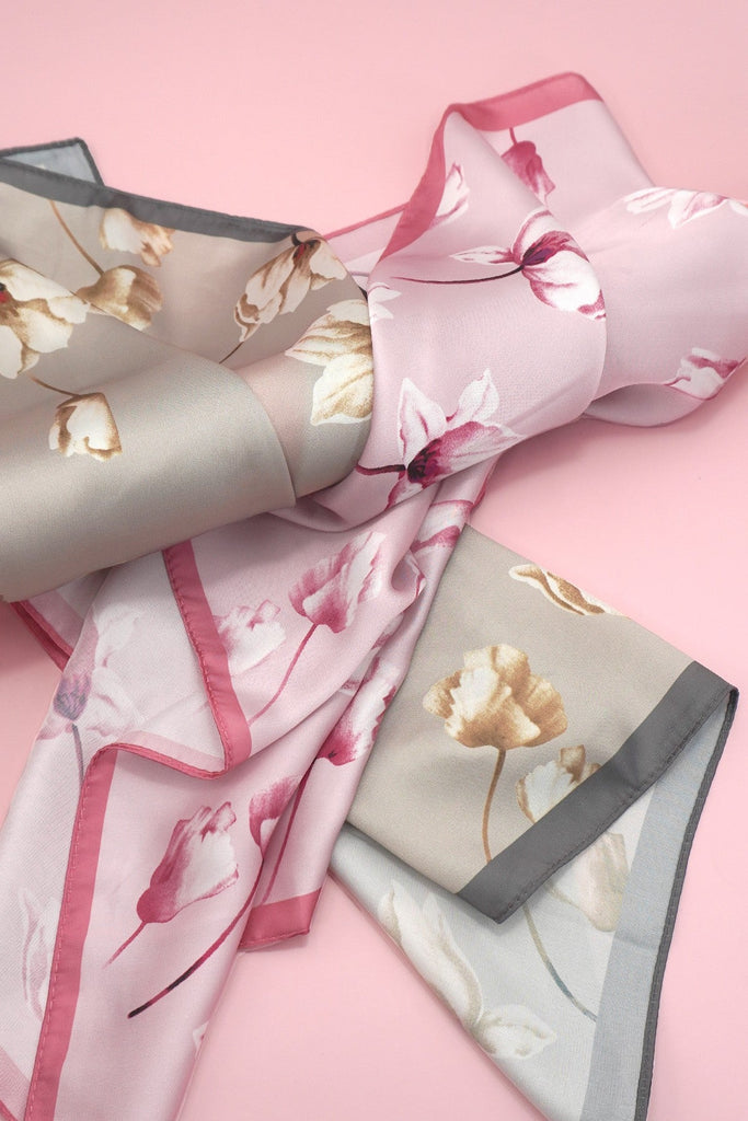 FLOWER PRINT SILKY FEELING BANDANA SCARF | 40SC664