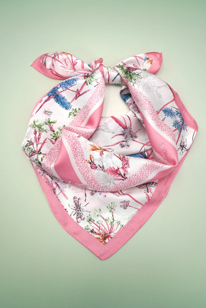 LARGE PRINT SILKY FEEL BANDANA SCARF | 40SC673