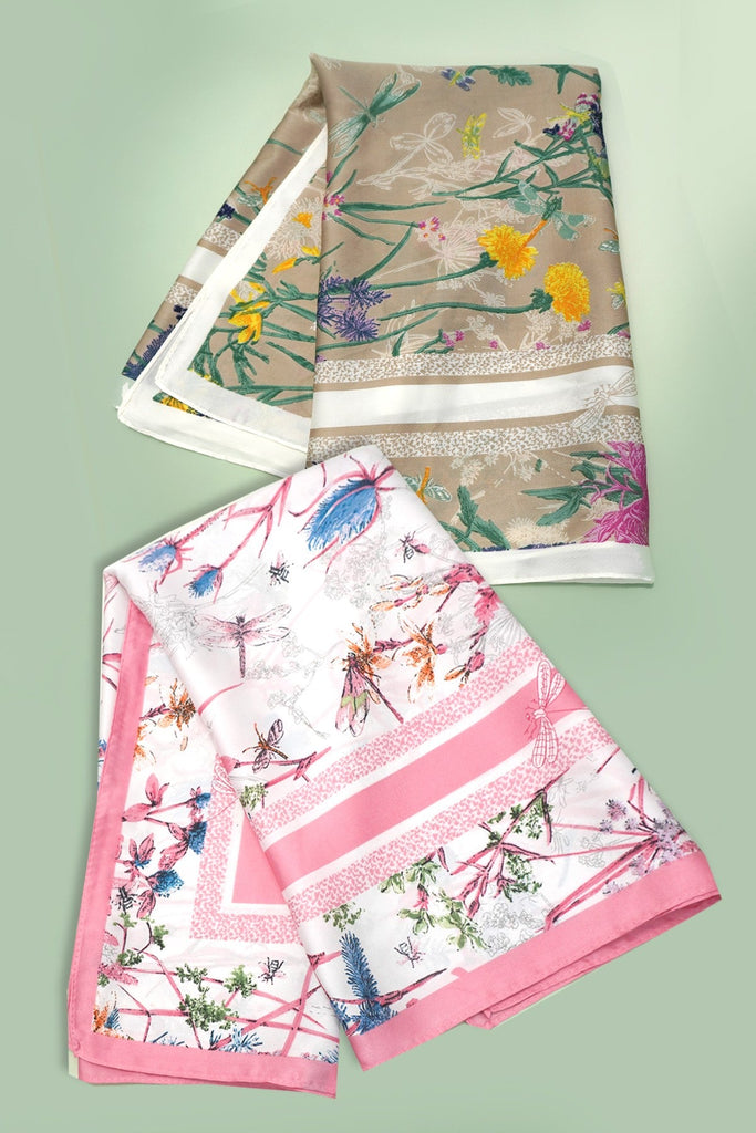 LARGE PRINT SILKY FEEL BANDANA SCARF | 40SC673